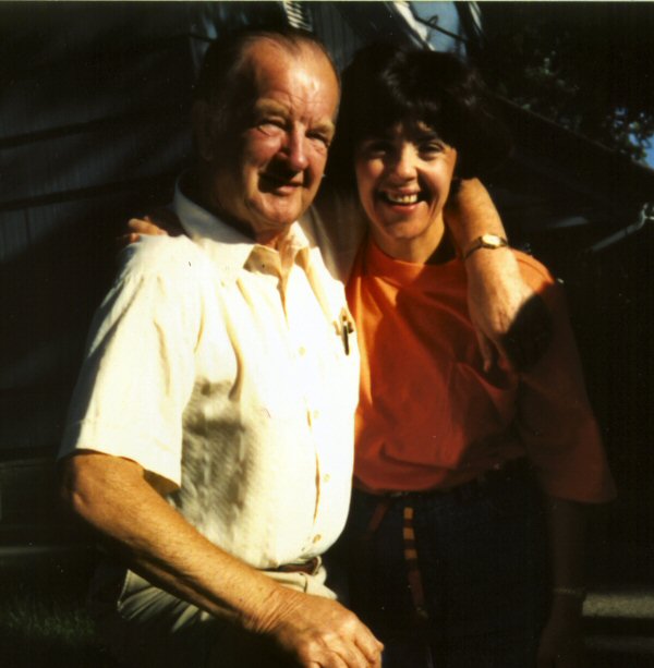 Carol and Nick.jpg (49119 bytes)