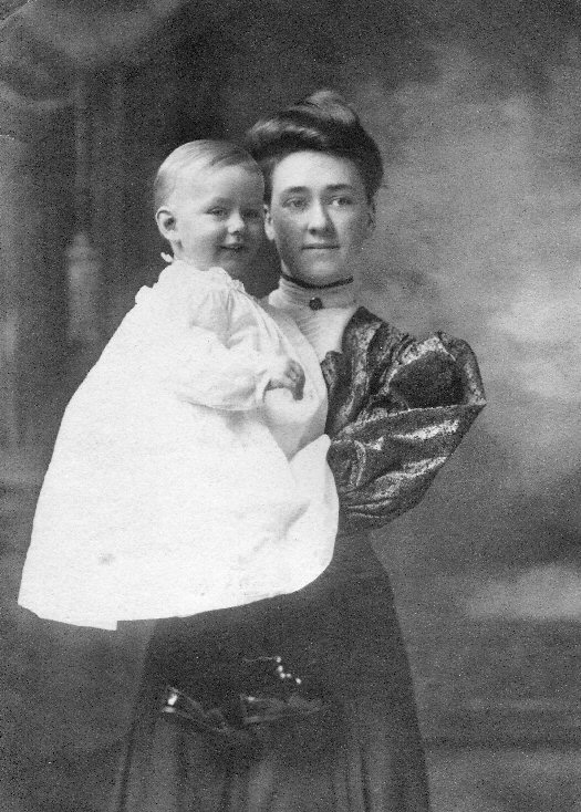 Frances VonCrippen & Glenn Jr.jpg (110933 bytes)
