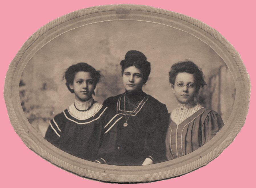 Hattie, Clara, Jessie xparent.gif (85567 bytes)