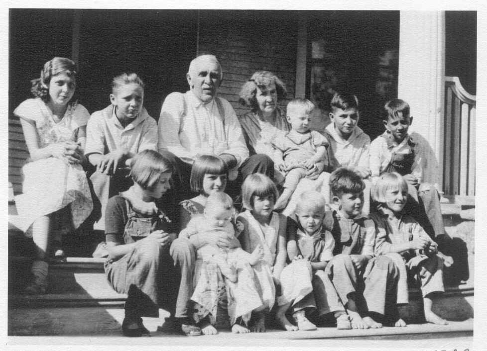 LD & The Kids (1).jpg (220386 bytes)