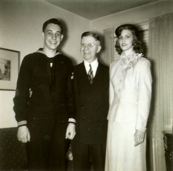 Lynn & Jean Wedding.jpg (52259 bytes)