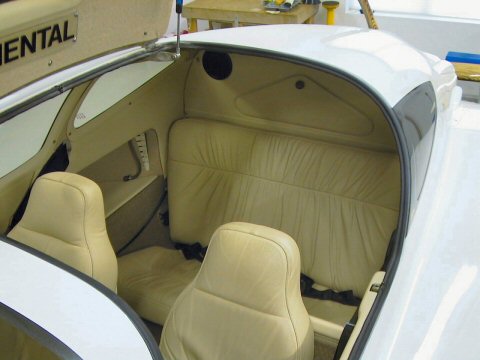 491LC - Inside Aft.jpg (30953 bytes)